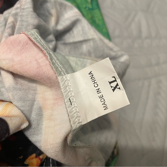 Colorful Graphic T-Shirt - Picture 6 of 6